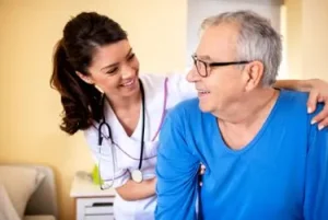 Patient talking to nurse after being involved in one of Nashville's truck accidents