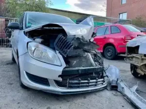 Picture of a blue demolished care after accident causing a wrongful death in Nashville