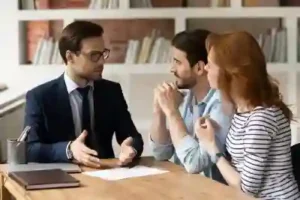 Commercial truck accident lawyer in Nashville meets with client injured in a Commercial Truck Accident in Nashville,