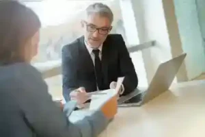 Tennessee tractor trailer accident lawyer meets with client Injured by a tractor trailer in Tennessee,