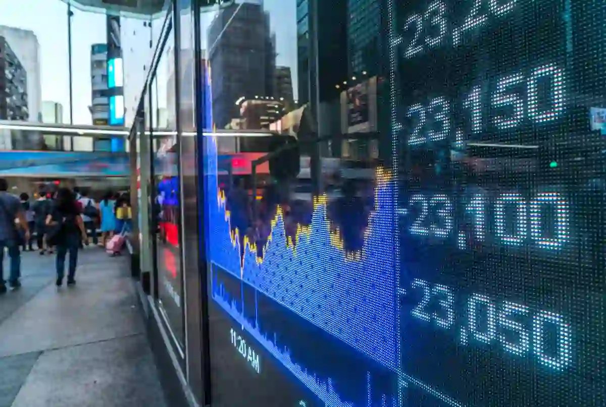 3d stock chart outside used in Preventing and detecting accounting fraud