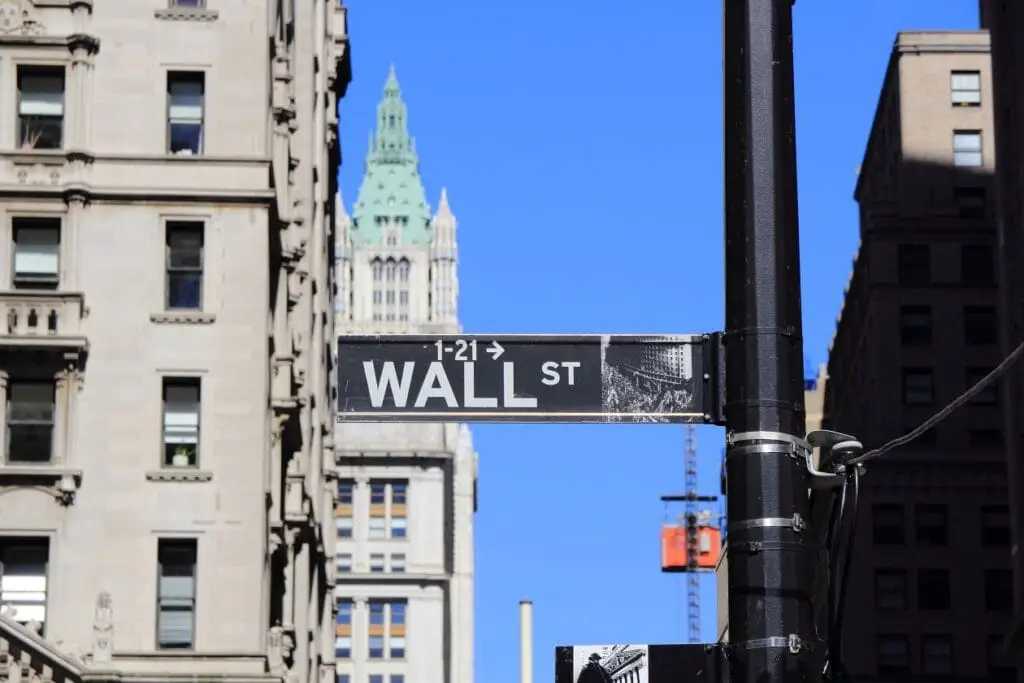 old picture of wall street used in Gartner Class Action Lawsuit
