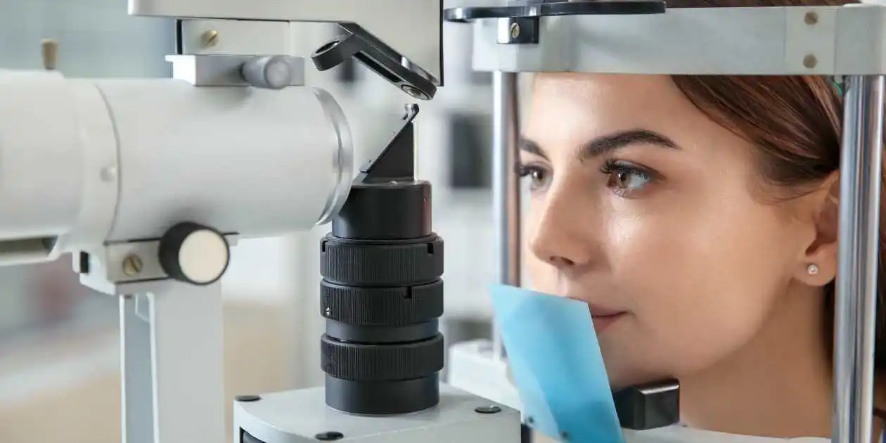 , beautiful girl getting eye examination used in Zepbound Vision Loss Lawsuit