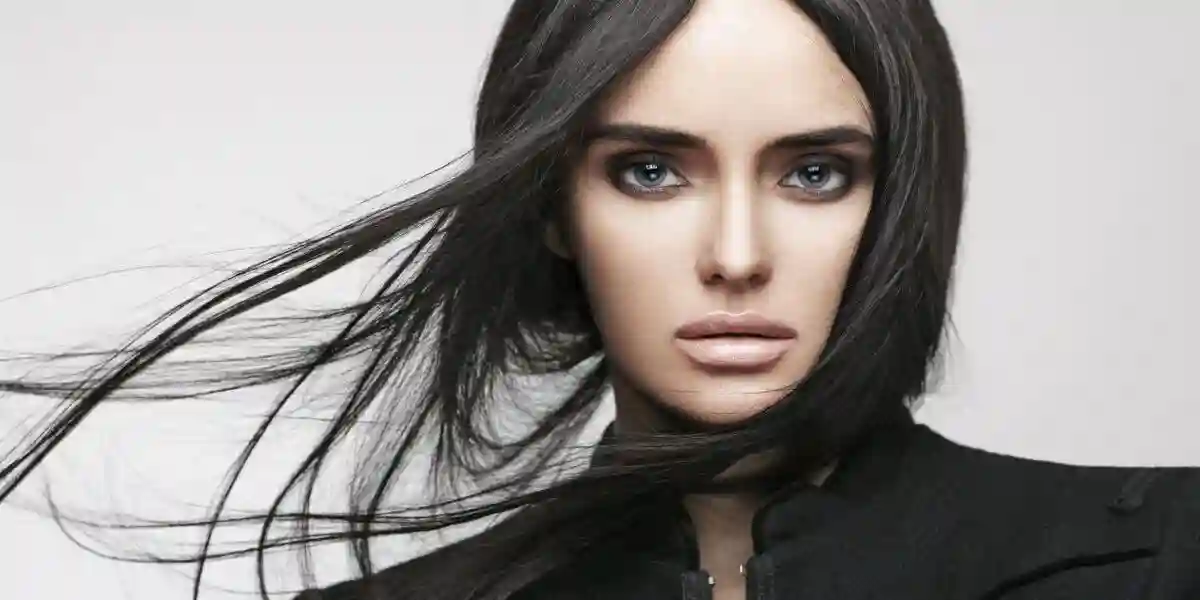beautiful drak haired girl used in Hair Dye and Cancer Risks