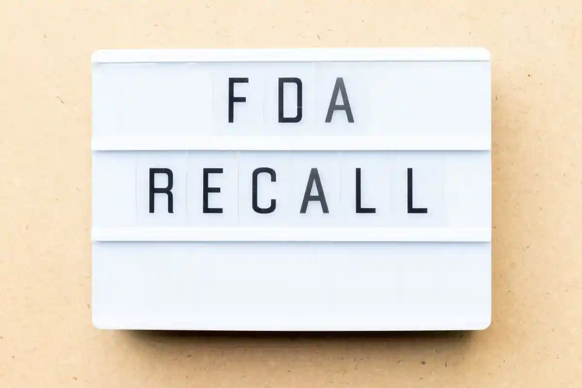 White lightbox with word fda recall on wood background
USED IN Dexcom Device Recall
