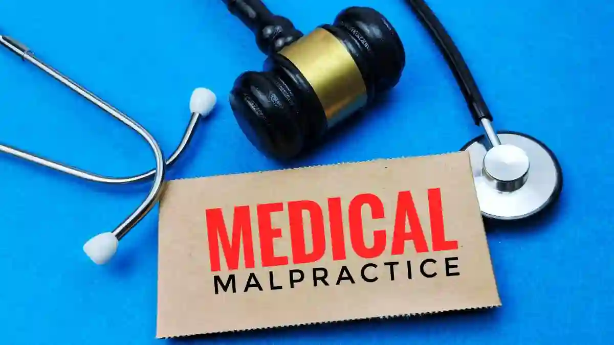 Medical malpractice concept with judge gavel and stethoscope on legal documents, symbolizing healthcare errors, liability, law, and patient safety. used in Shoulder Dystocia Malpractice Lawyer in Nashville